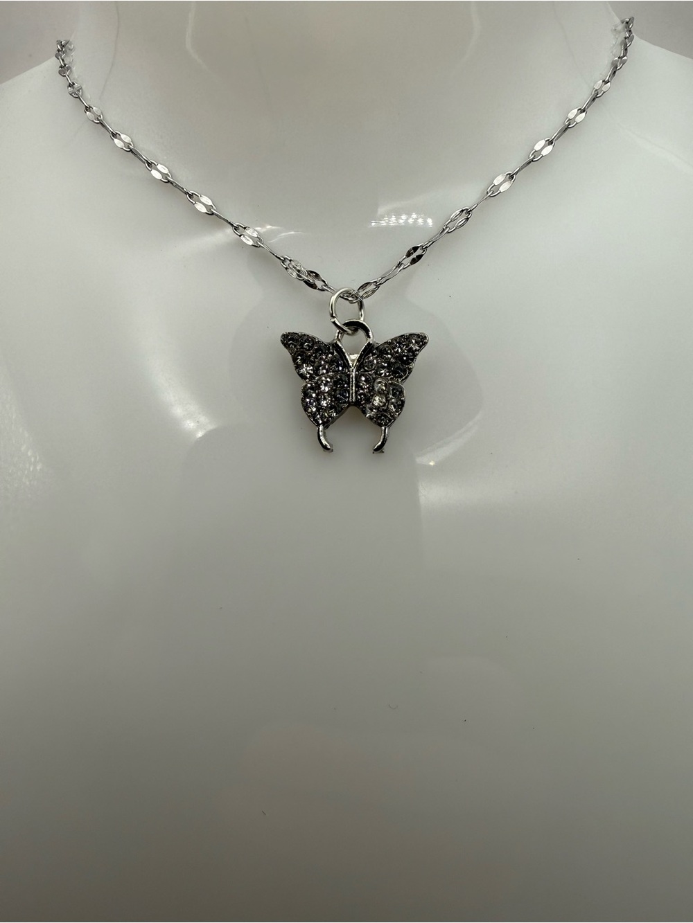 Women's Rhinestone Butterfly Pendant Necklace – Silver Tone Beautiful - Picture 2 of 5